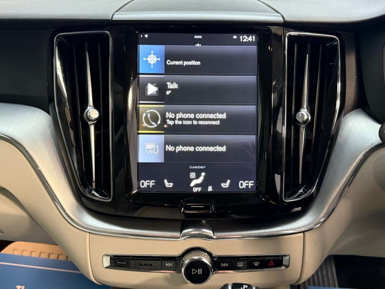 2018 VOLVO XC60 2018 VOLVO XC60