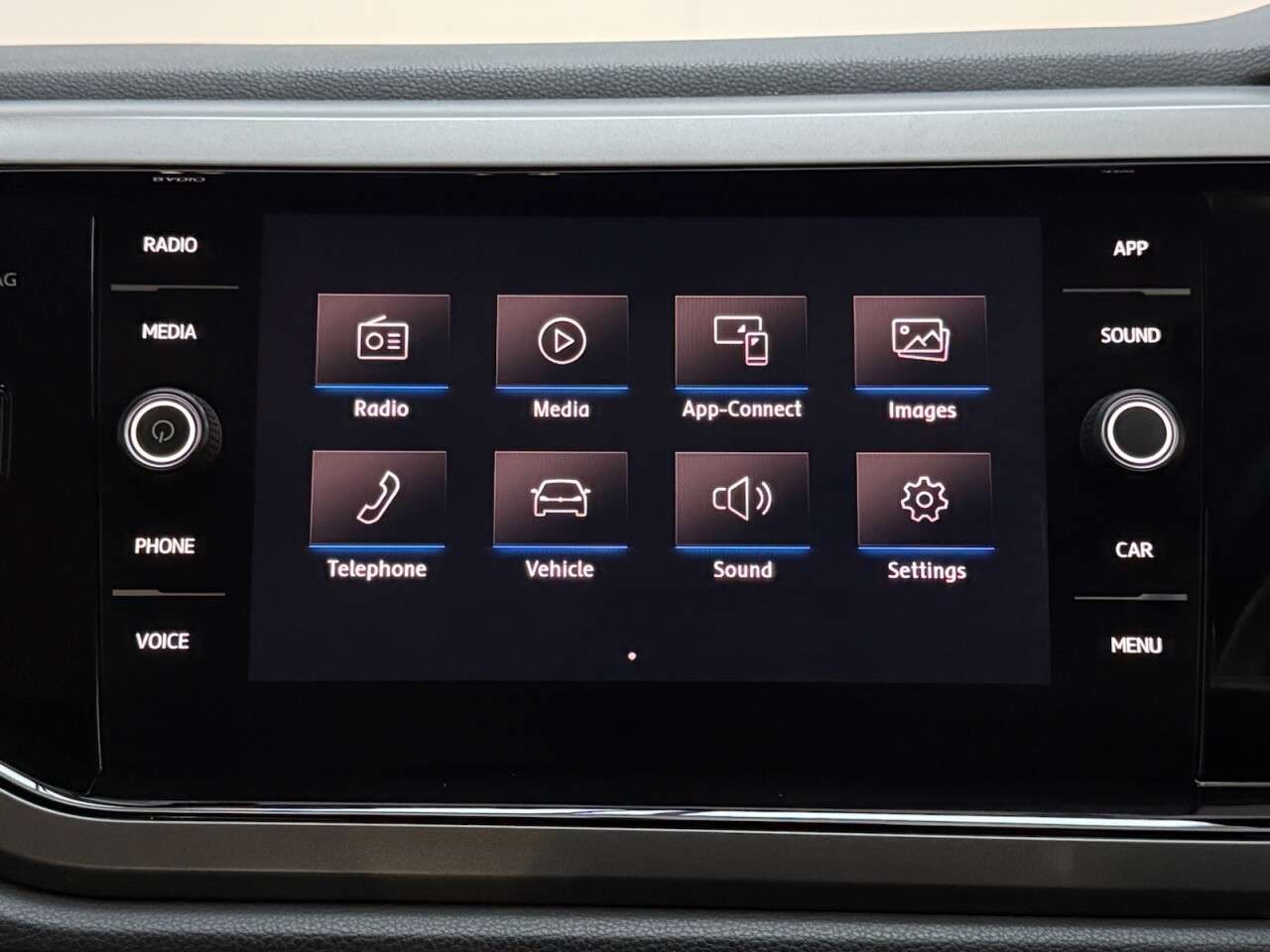 2019 VOLKSWAGEN POLO 2019 VOLKSWAGEN POLO