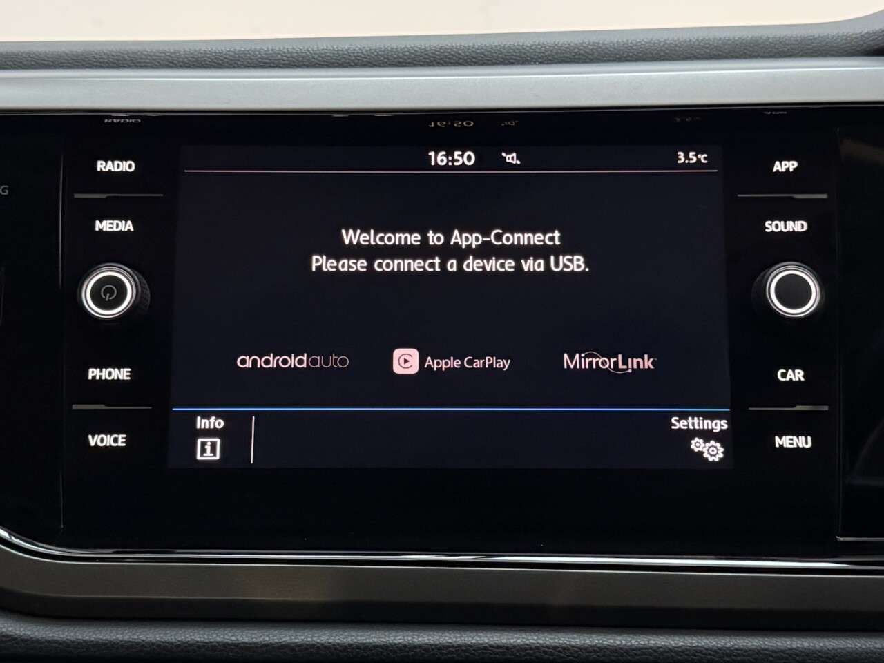 2019 VOLKSWAGEN POLO 2019 VOLKSWAGEN POLO