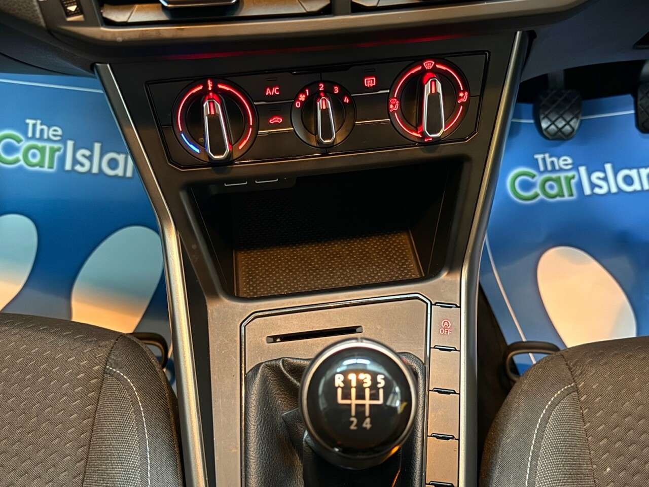 2019 VOLKSWAGEN POLO 2019 VOLKSWAGEN POLO