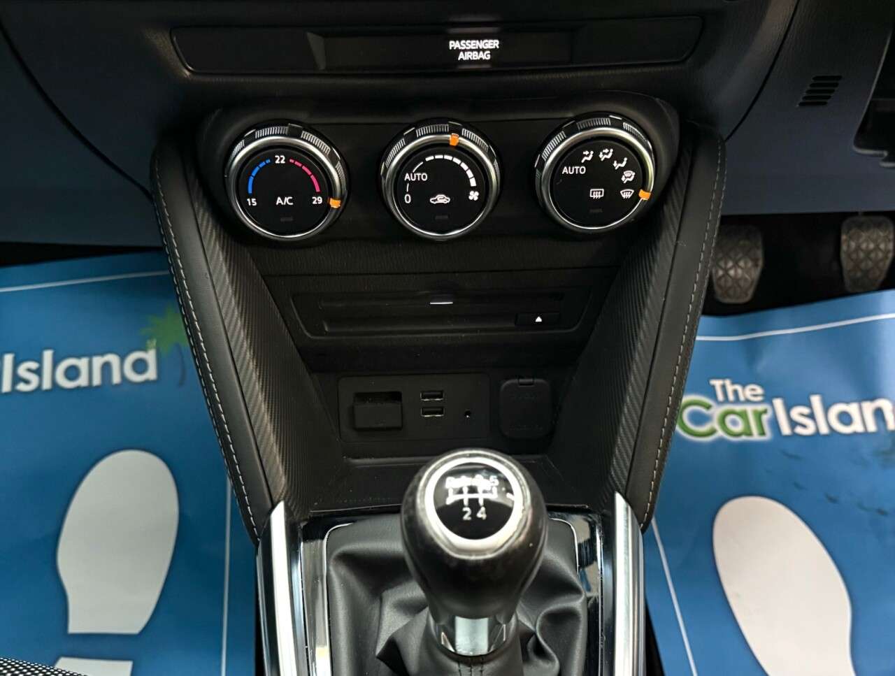 2018 MAZDA MAZDA2 2018 MAZDA MAZDA2