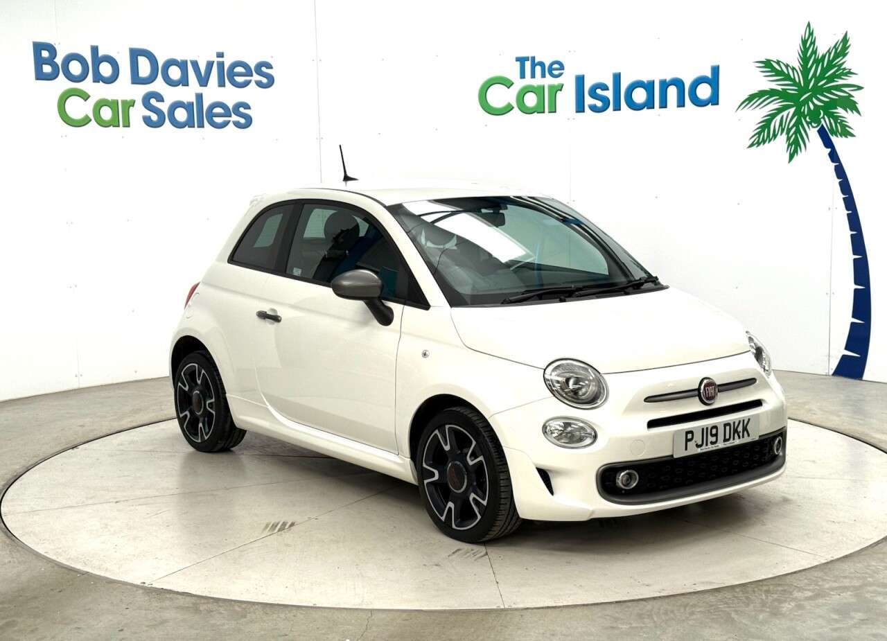 2019 FIAT 500 2019 FIAT 500