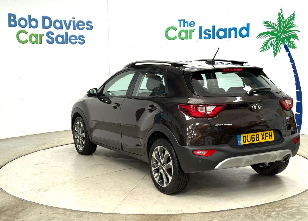 2018 KIA STONIC 2018 KIA STONIC