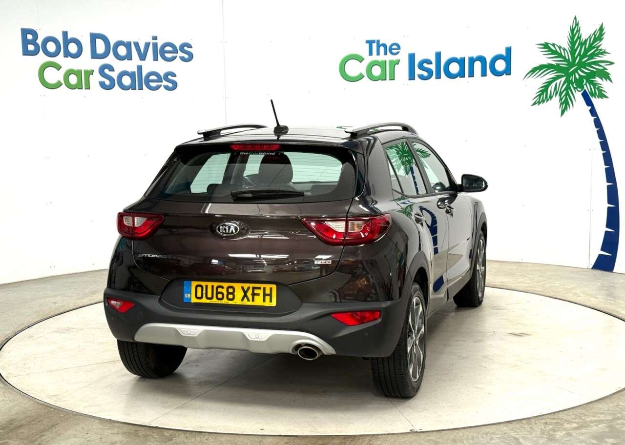 2018 KIA STONIC 2018 KIA STONIC