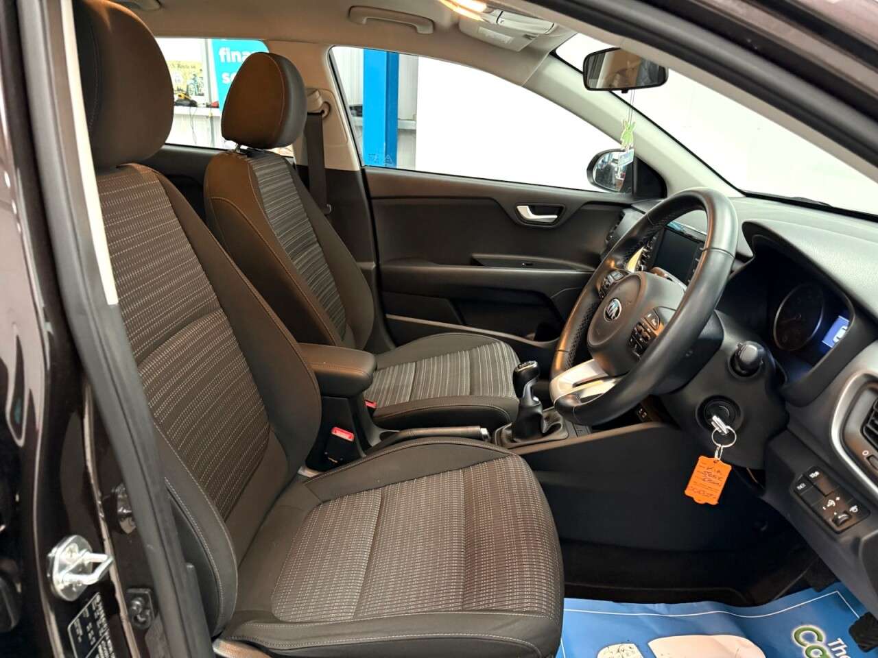 2018 KIA STONIC 2018 KIA STONIC