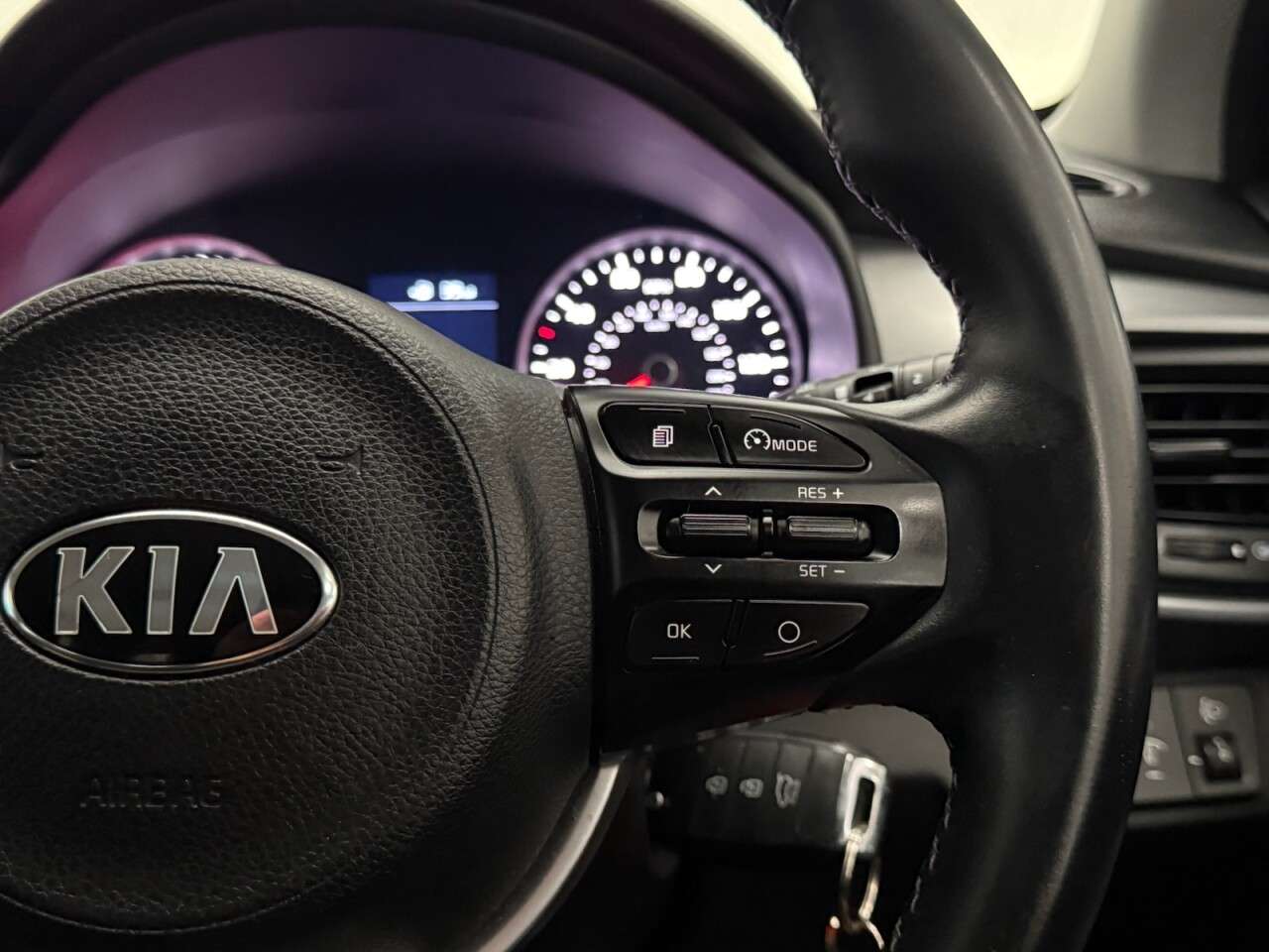 2018 KIA STONIC 2018 KIA STONIC