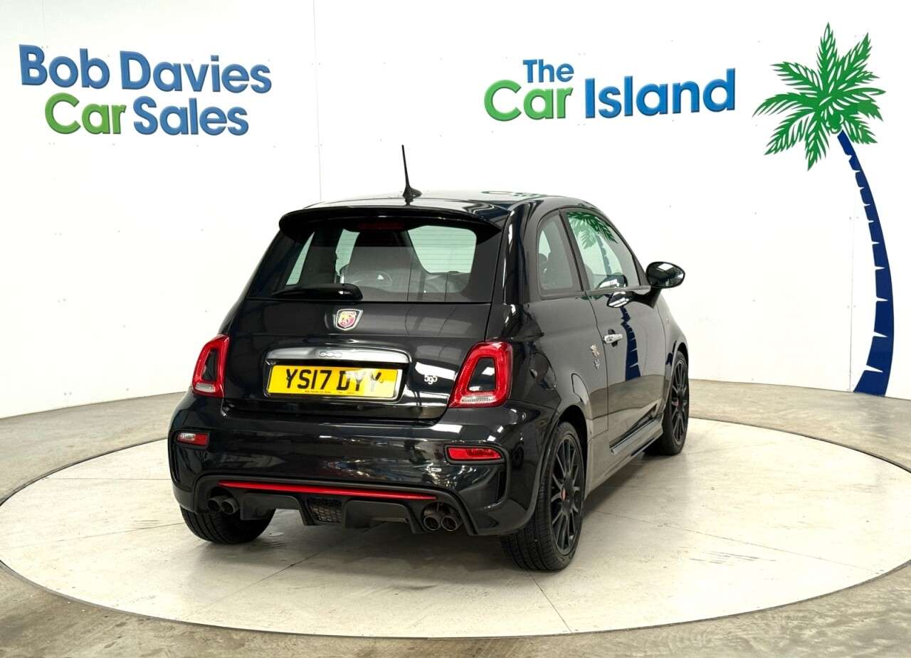 2017 ABARTH 595 2017 ABARTH 595