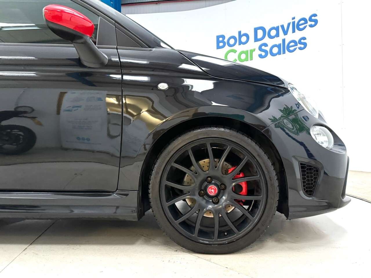 2017 ABARTH 595 2017 ABARTH 595