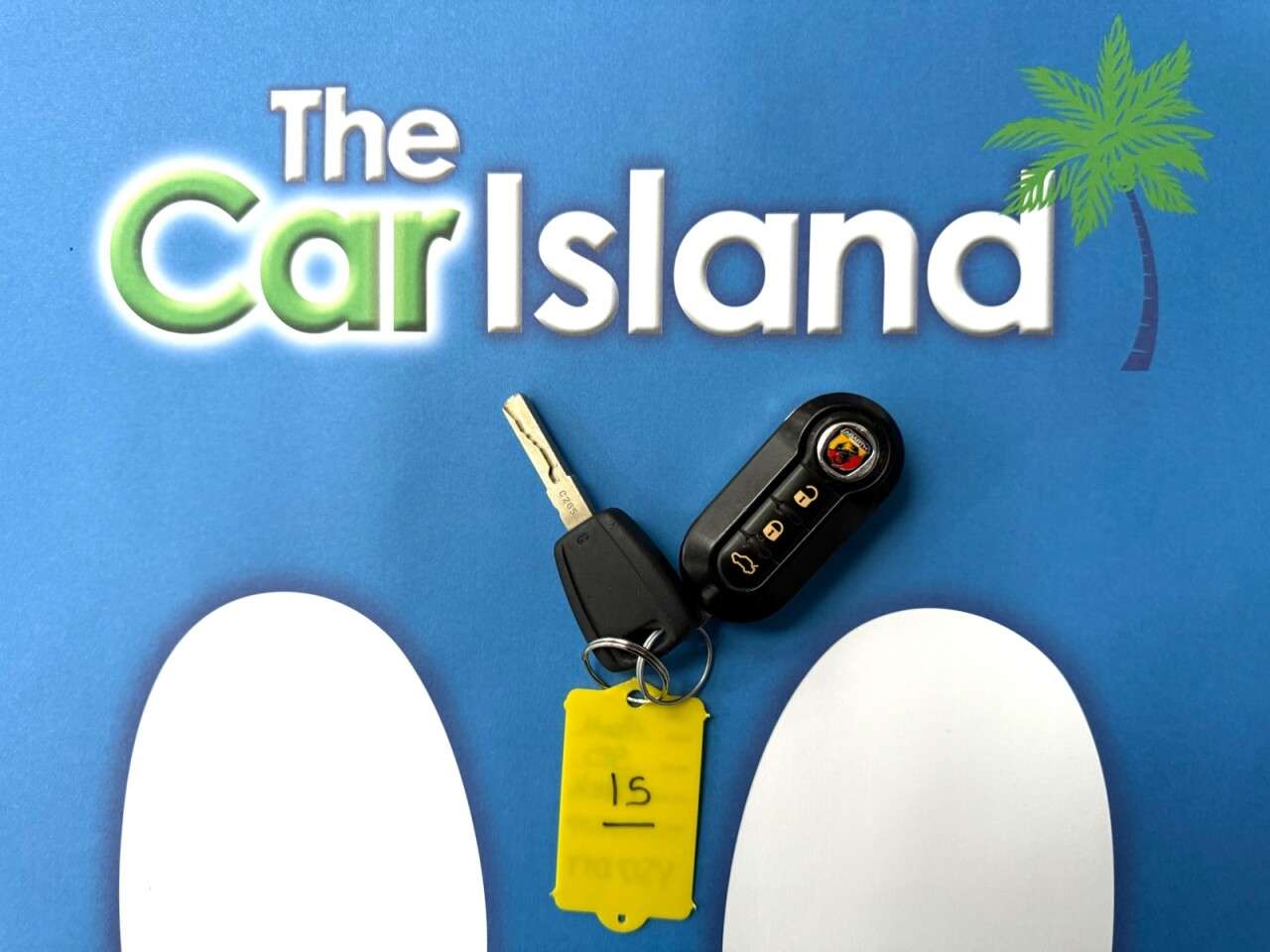 2017 ABARTH 595 2017 ABARTH 595