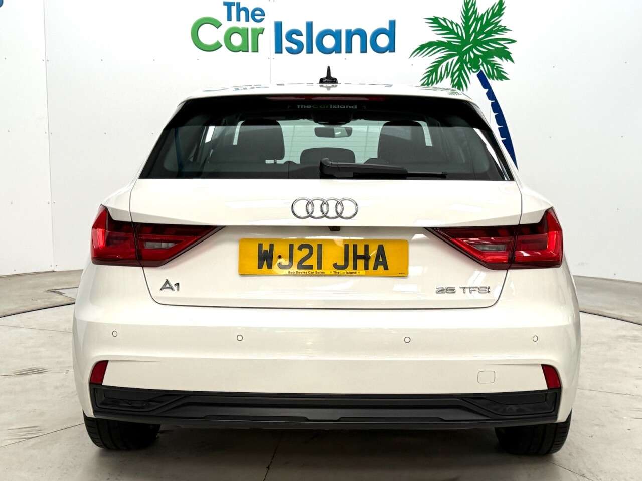 2021 AUDI A1 2021 AUDI A1