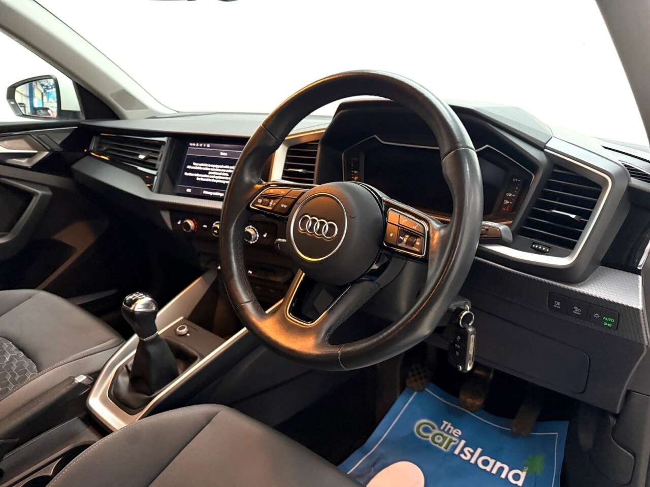 2021 AUDI A1 2021 AUDI A1