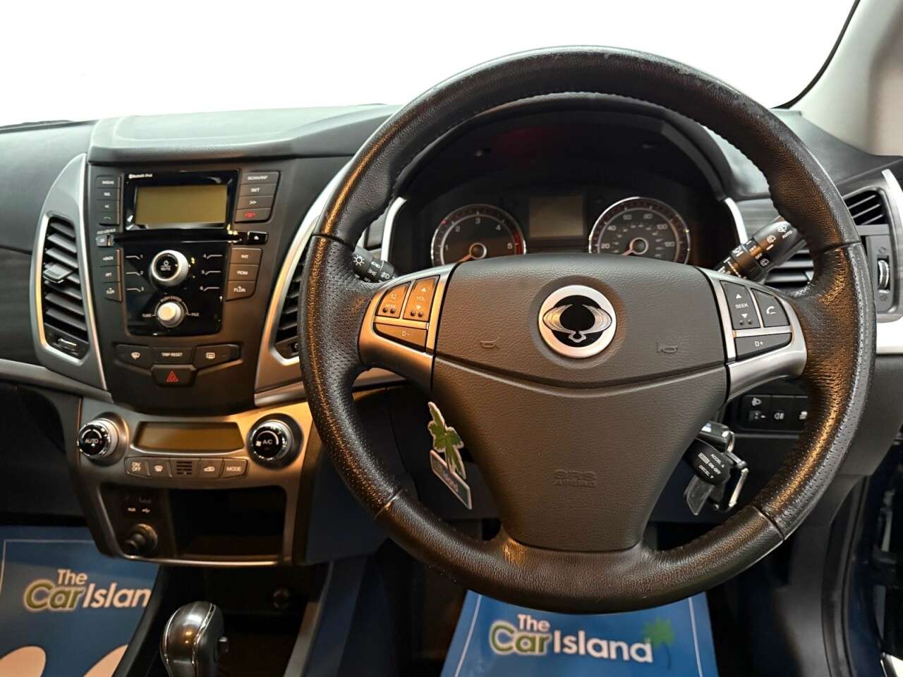 2015 SSANGYONG KORANDO 2015 SSANGYONG KORANDO