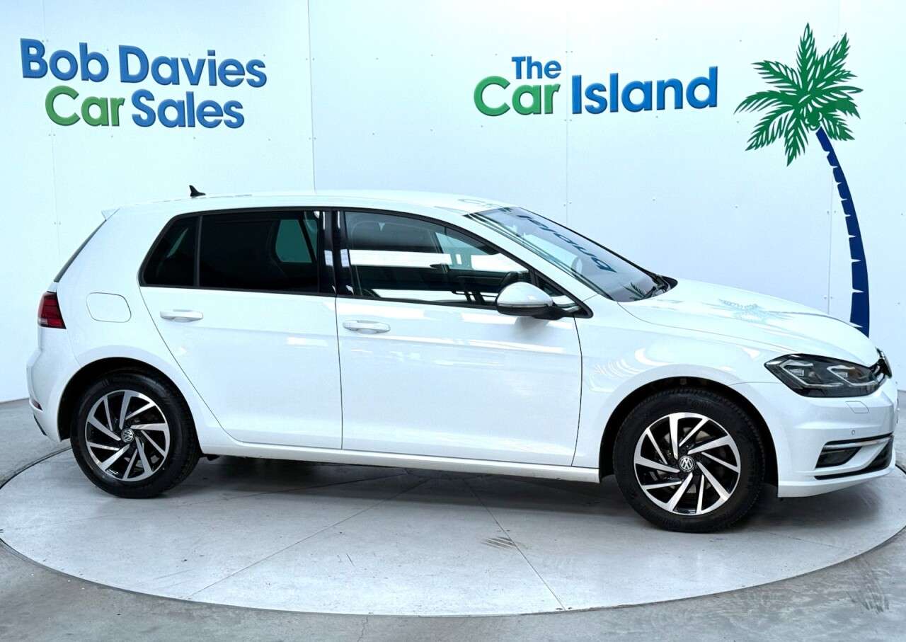 2020 VOLKSWAGEN GOLF 2020 VOLKSWAGEN GOLF