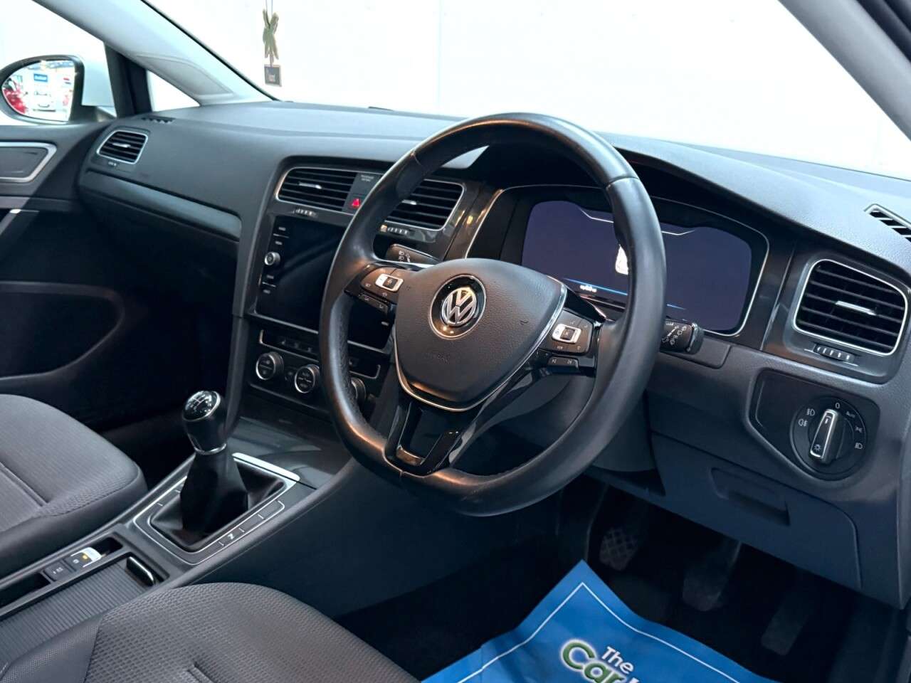 2020 VOLKSWAGEN GOLF 2020 VOLKSWAGEN GOLF