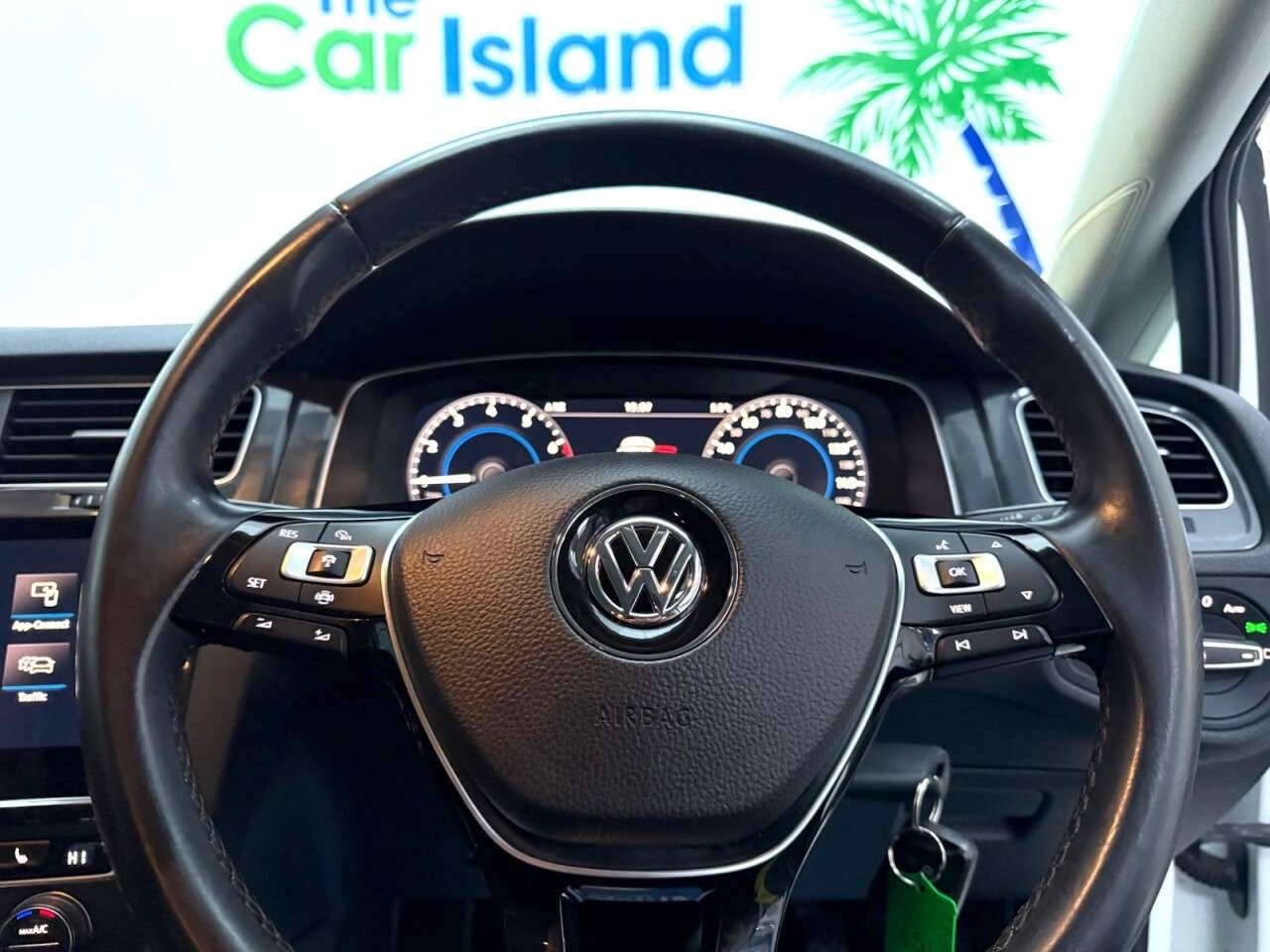 2020 VOLKSWAGEN GOLF 2020 VOLKSWAGEN GOLF