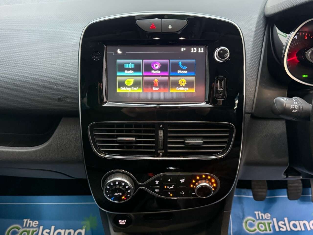 2017 RENAULT CLIO 2017 RENAULT CLIO