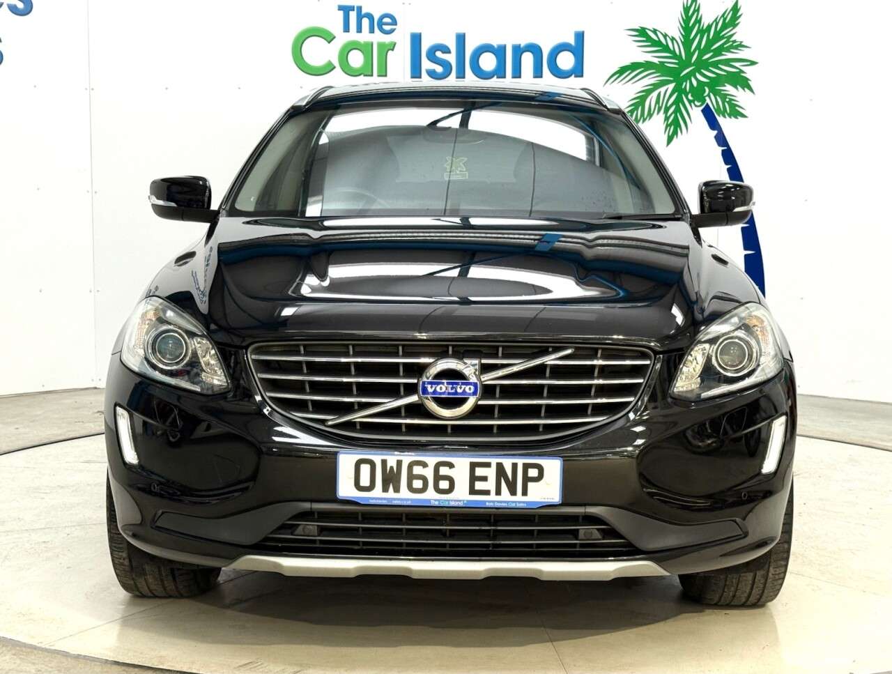 2017 VOLVO XC60 2017 VOLVO XC60