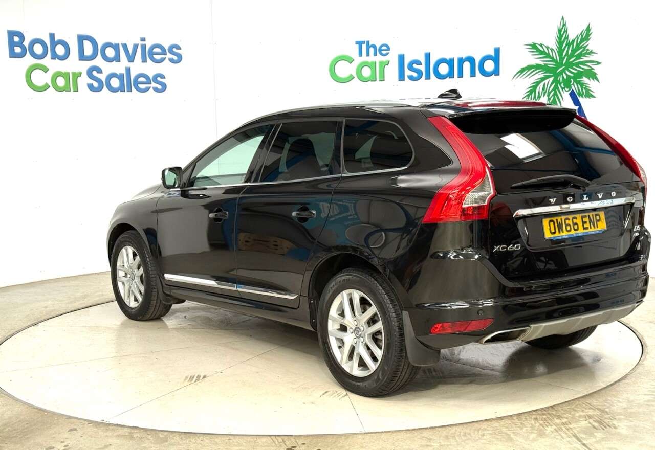 2017 VOLVO XC60 2017 VOLVO XC60