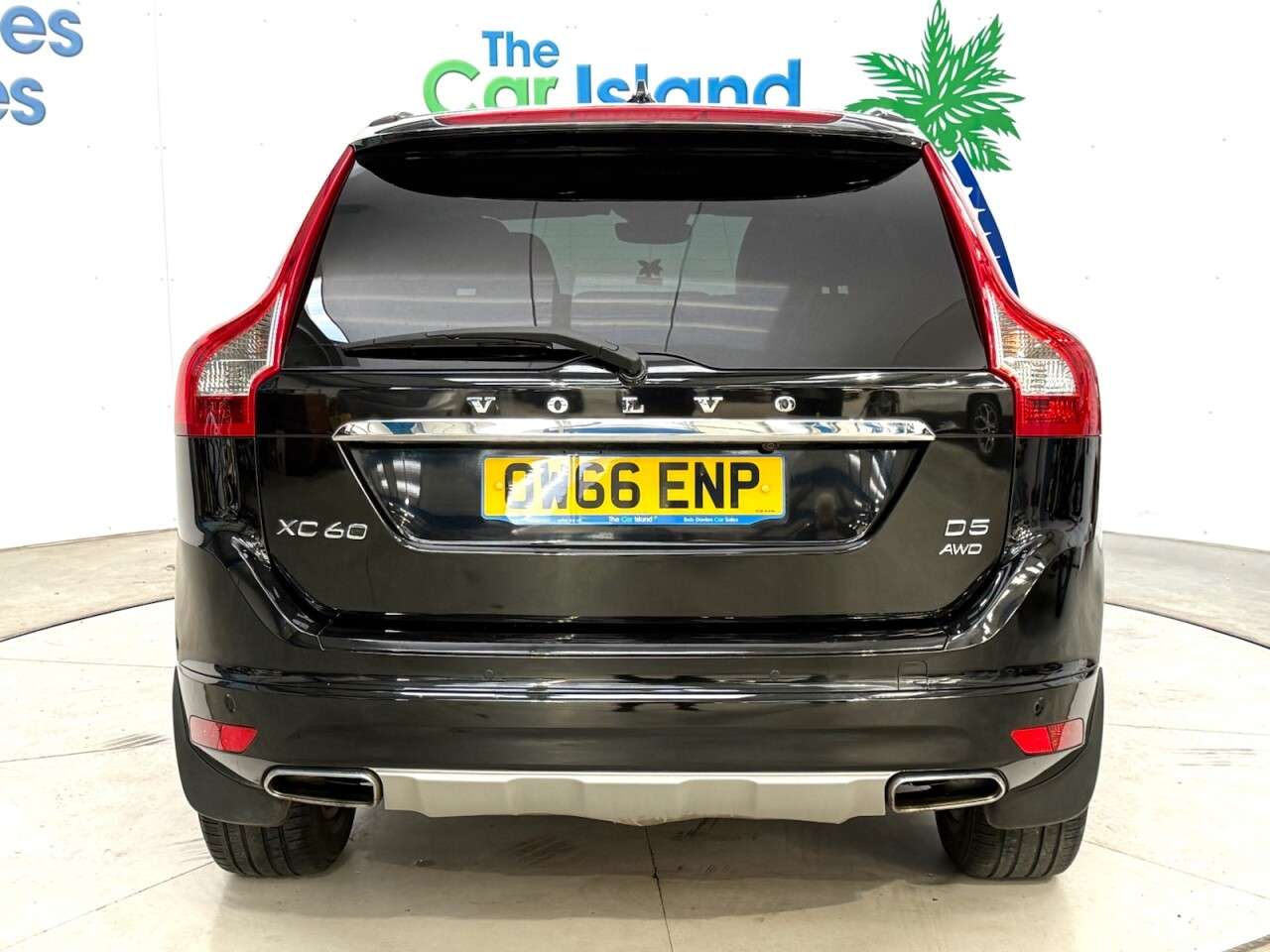 2017 VOLVO XC60 2017 VOLVO XC60