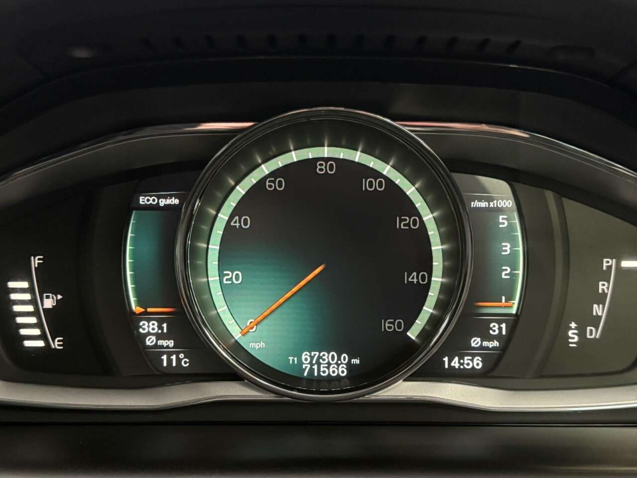 2017 VOLVO XC60 2017 VOLVO XC60