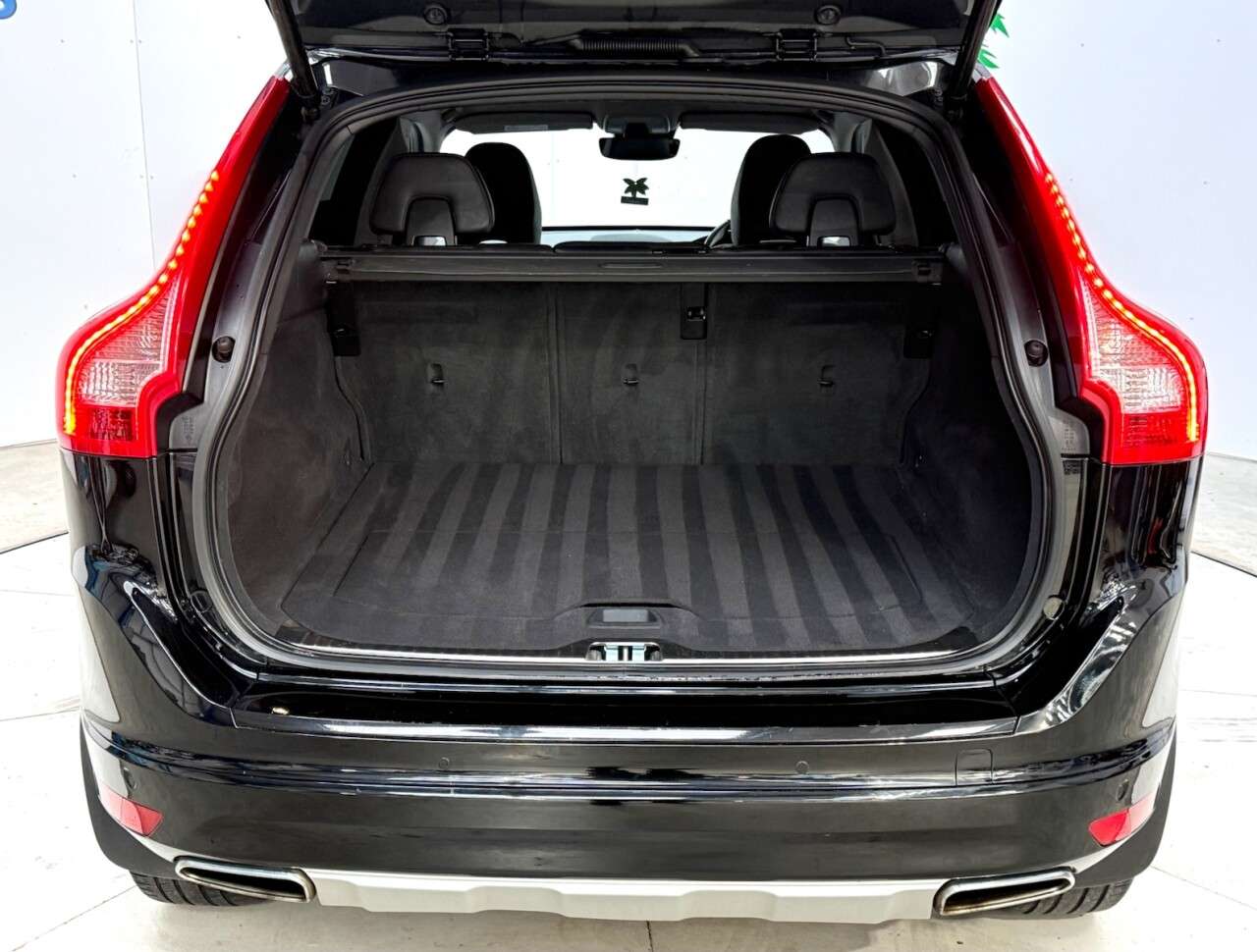 2017 VOLVO XC60 2017 VOLVO XC60