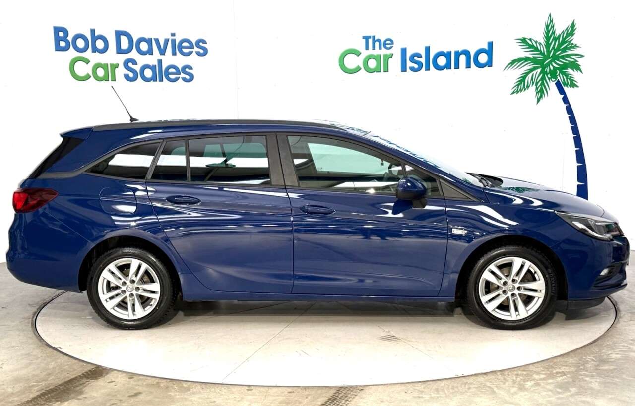 2018 VAUXHALL ASTRA 2018 VAUXHALL ASTRA