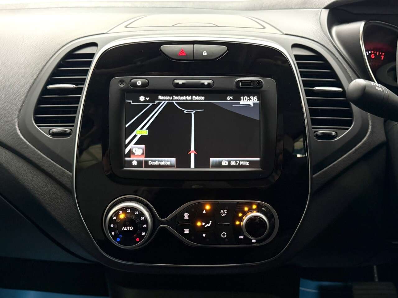 2019 RENAULT CAPTUR 2019 RENAULT CAPTUR