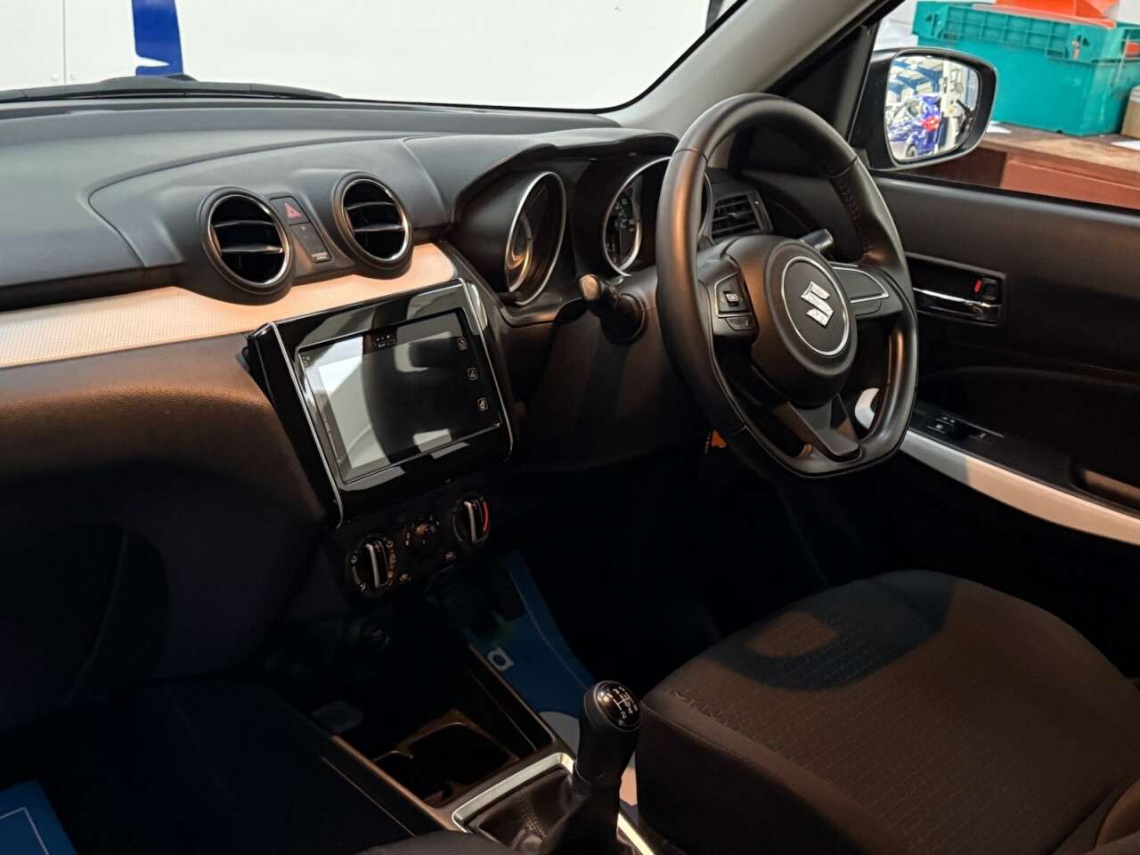 2018 SUZUKI SWIFT 2018 SUZUKI SWIFT