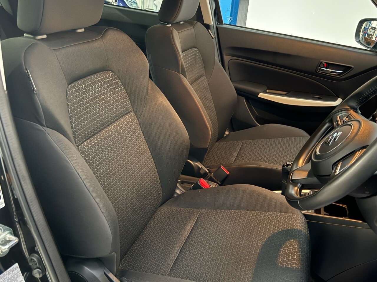 2018 SUZUKI SWIFT 2018 SUZUKI SWIFT