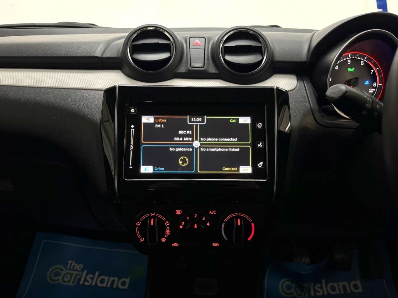 2018 SUZUKI SWIFT 2018 SUZUKI SWIFT