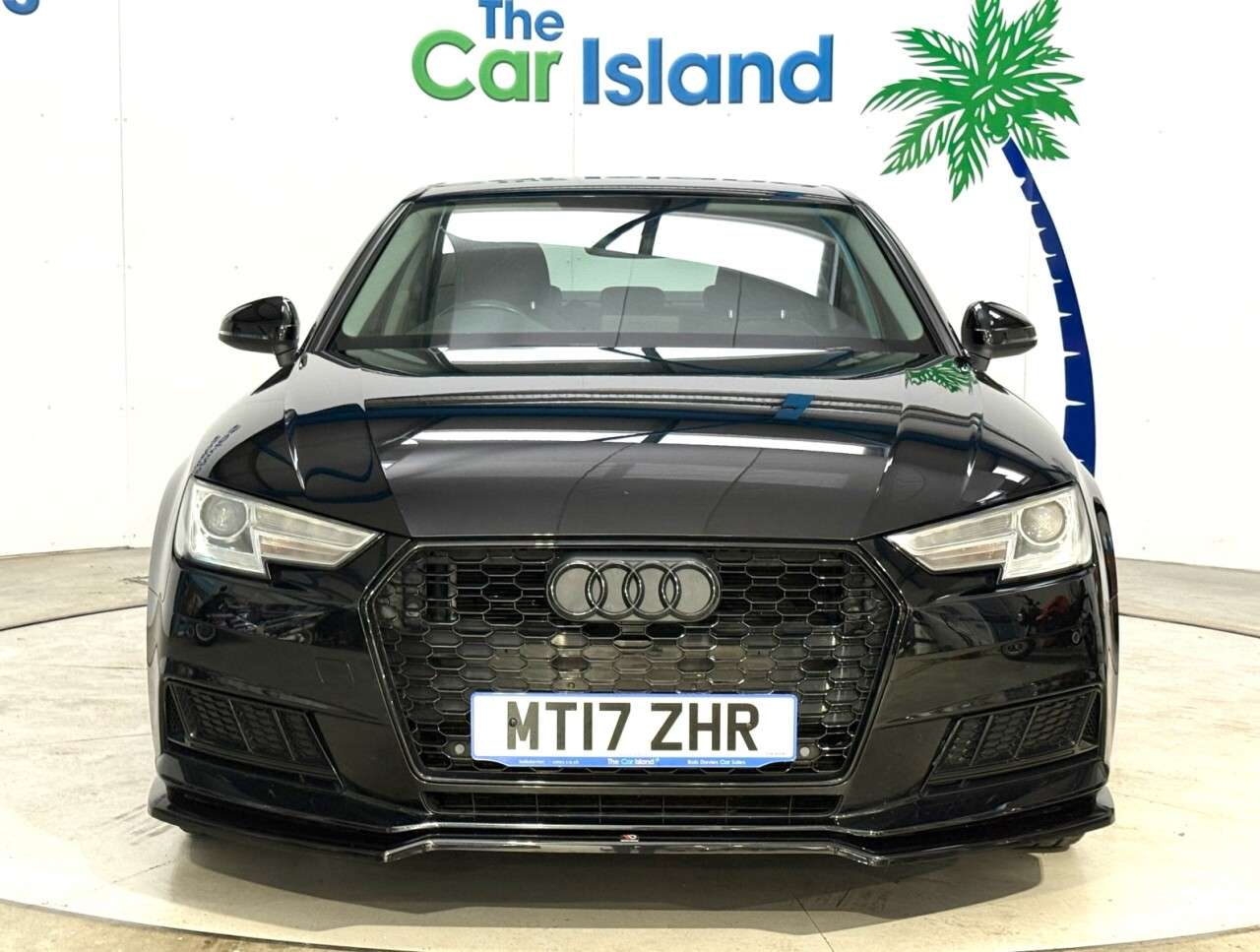 2017 AUDI A4 2017 AUDI A4