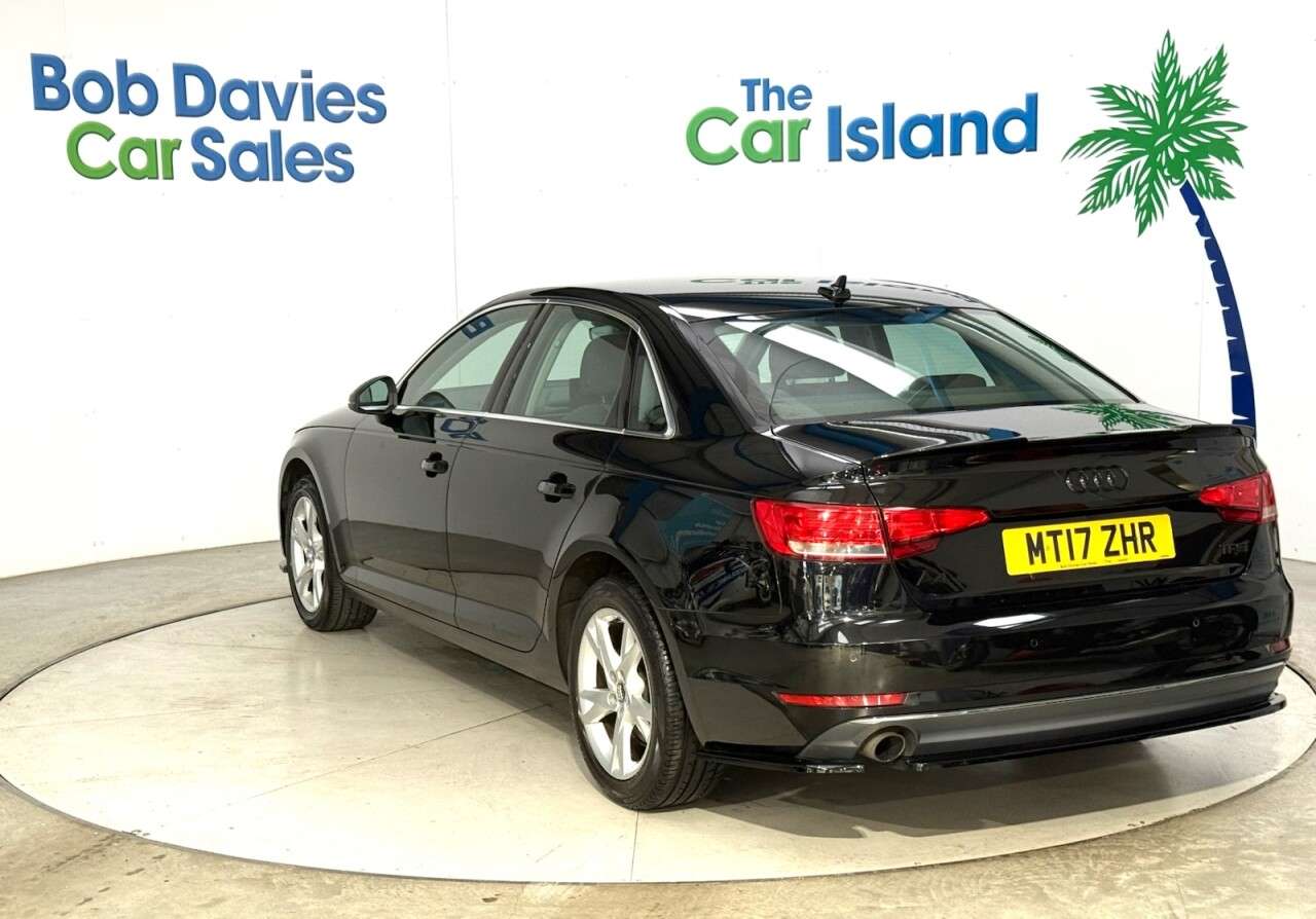 2017 AUDI A4 2017 AUDI A4