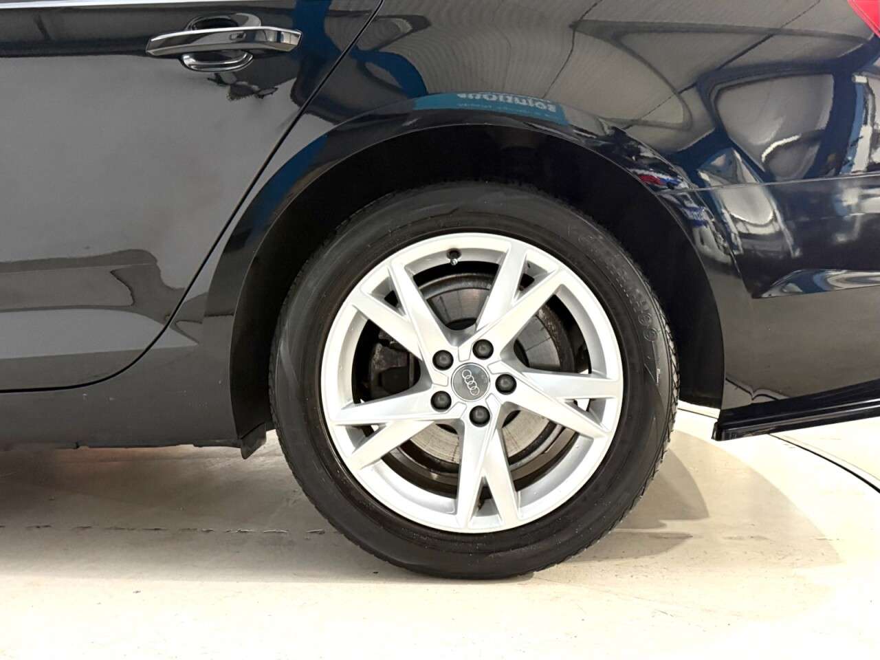 2017 AUDI A4 2017 AUDI A4