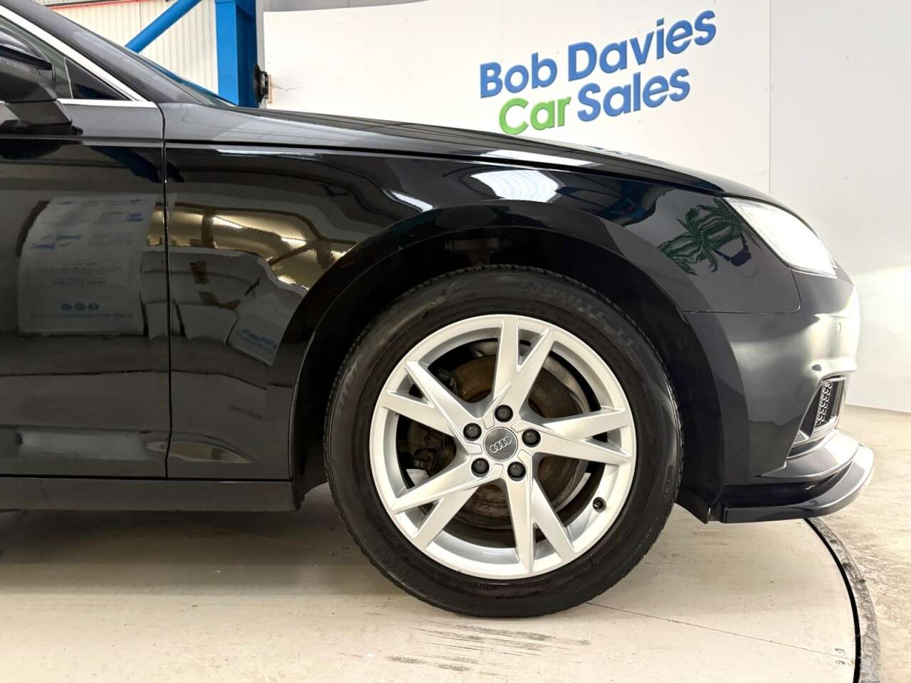 2017 AUDI A4 2017 AUDI A4