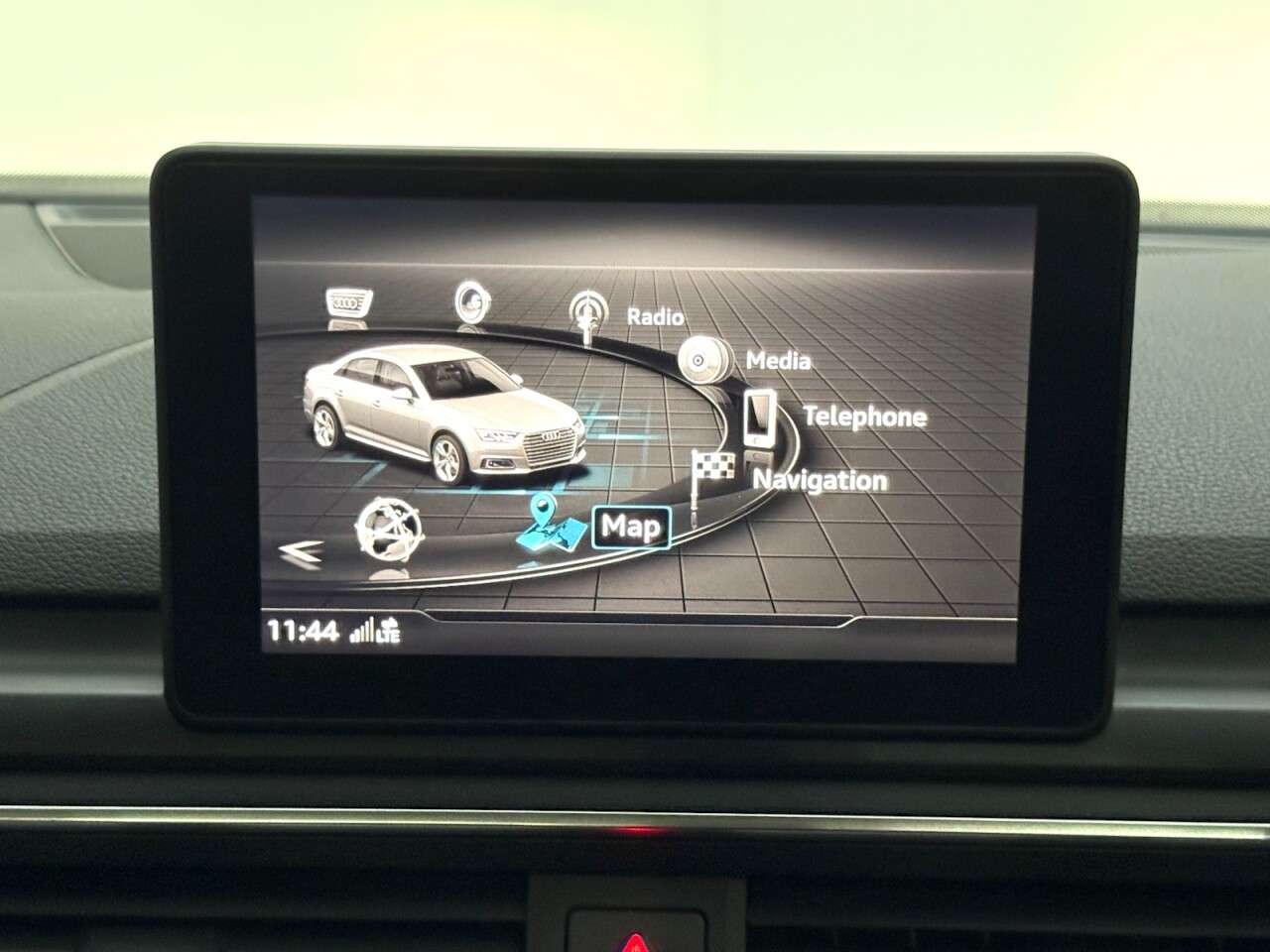 2017 AUDI A4 2017 AUDI A4