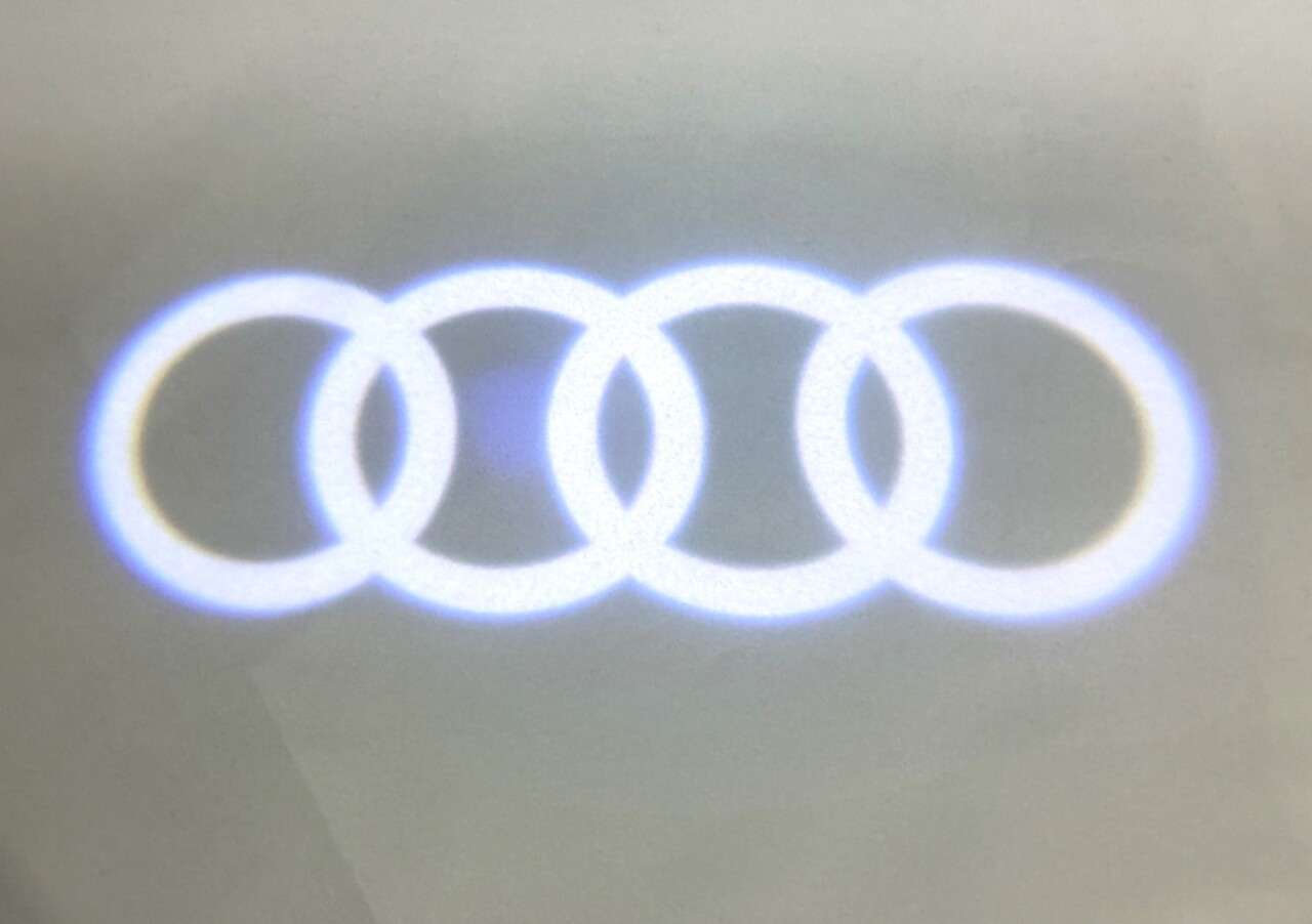 2017 AUDI A4 2017 AUDI A4