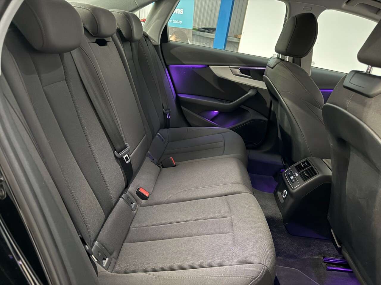 2017 AUDI A4 2017 AUDI A4