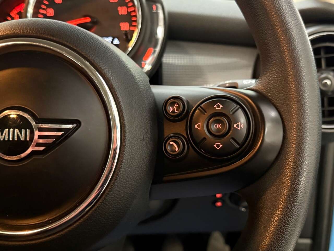 2018 MINI HATCH 2018 MINI HATCH