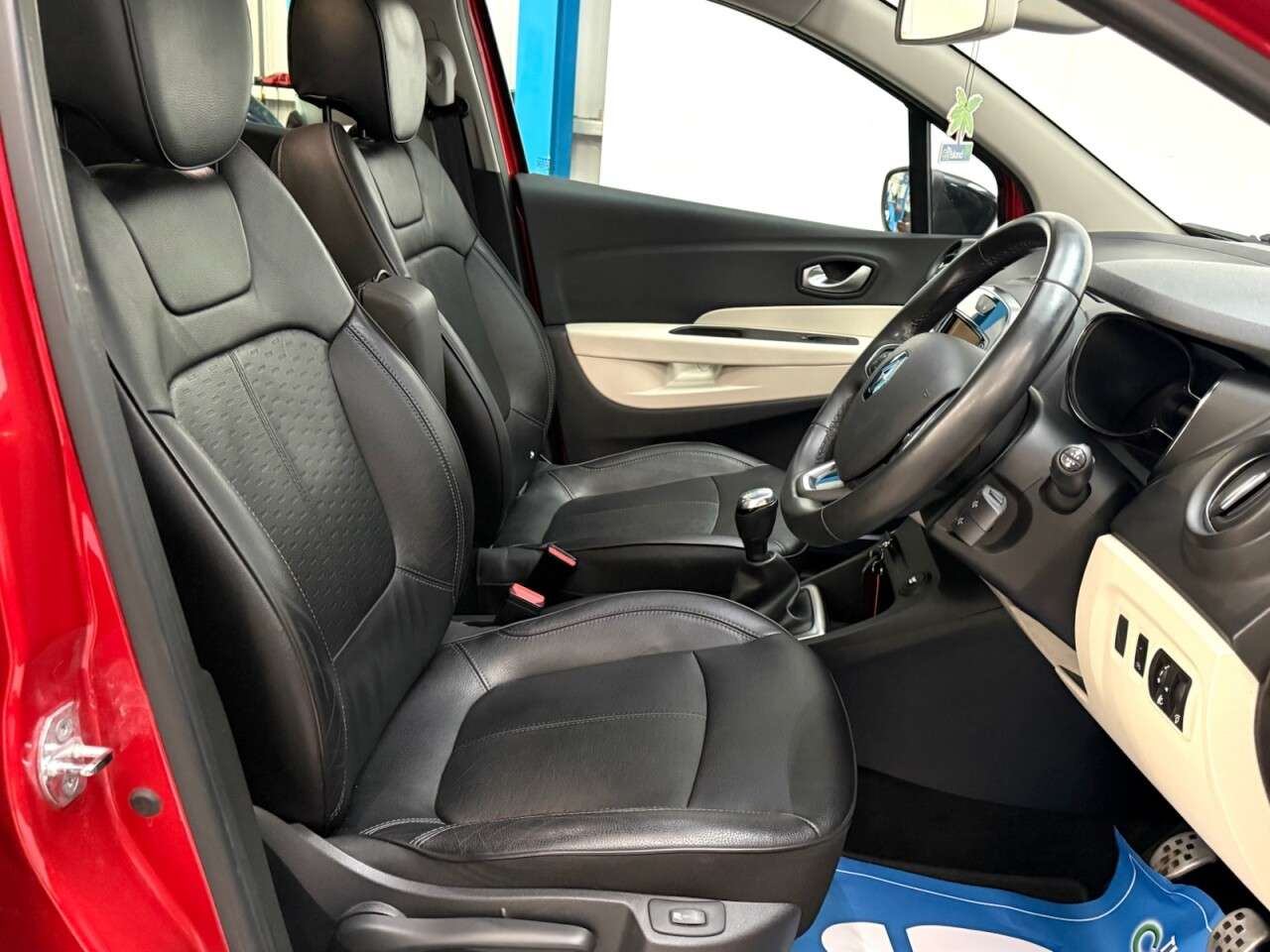 2017 RENAULT CAPTUR 2017 RENAULT CAPTUR