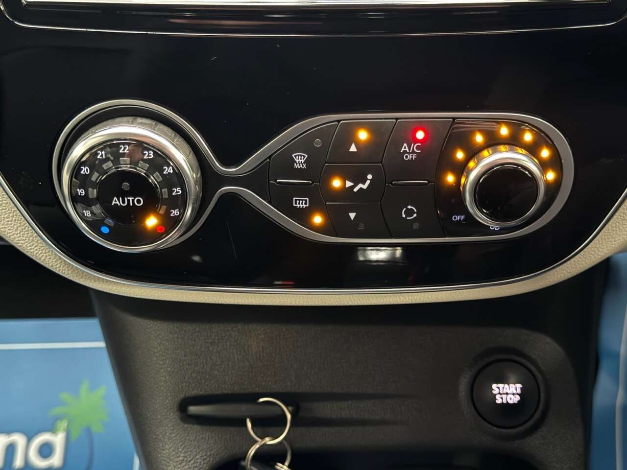 2017 RENAULT CAPTUR 2017 RENAULT CAPTUR