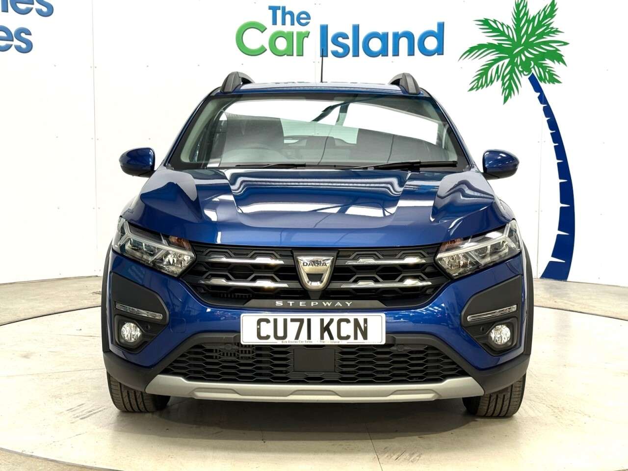 A 2021 DACIA SANDERO STEPWAY 1.0 TCe Prestige Hatchback 5dr Petrol Manual Euro 6 (s/s) (90 ps) Full Main A 2021 DACIA SANDERO STEPWAY 1.0 TCe Prestige Hatchback 5dr Petrol Manual Euro 6 (s/s) (90 ps) Full Main