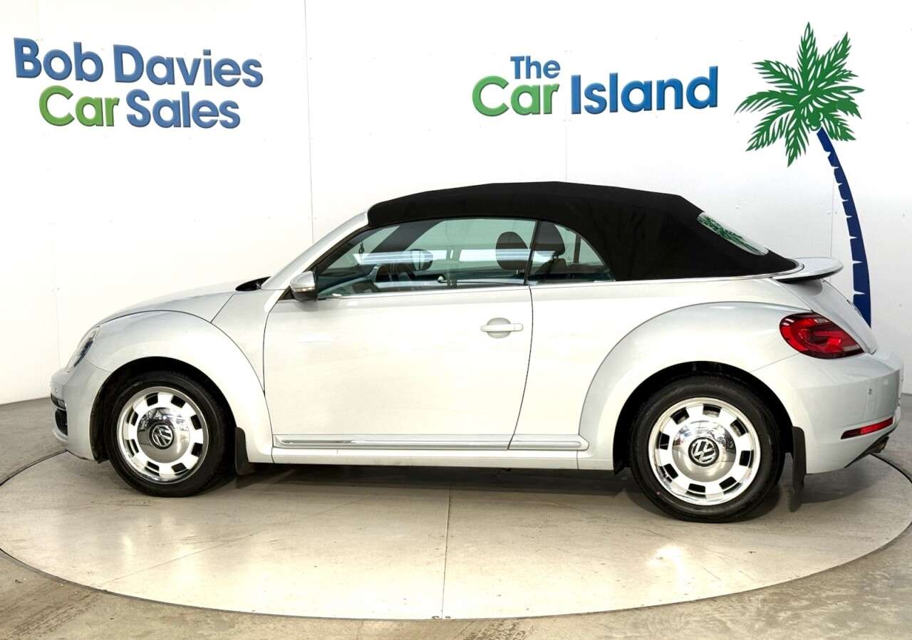 2017 VOLKSWAGEN BEETLE 2017 VOLKSWAGEN BEETLE