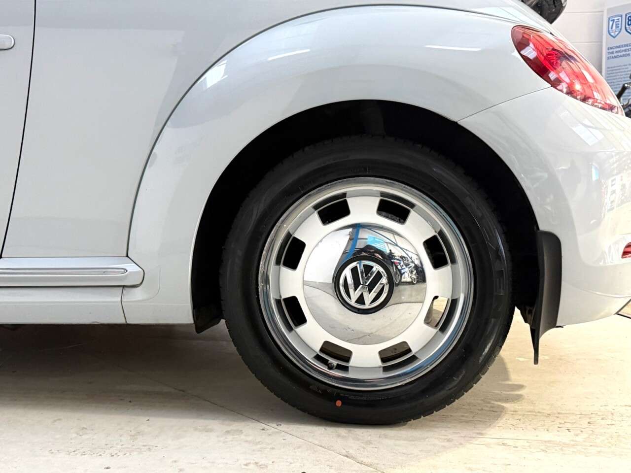 2017 VOLKSWAGEN BEETLE 2017 VOLKSWAGEN BEETLE