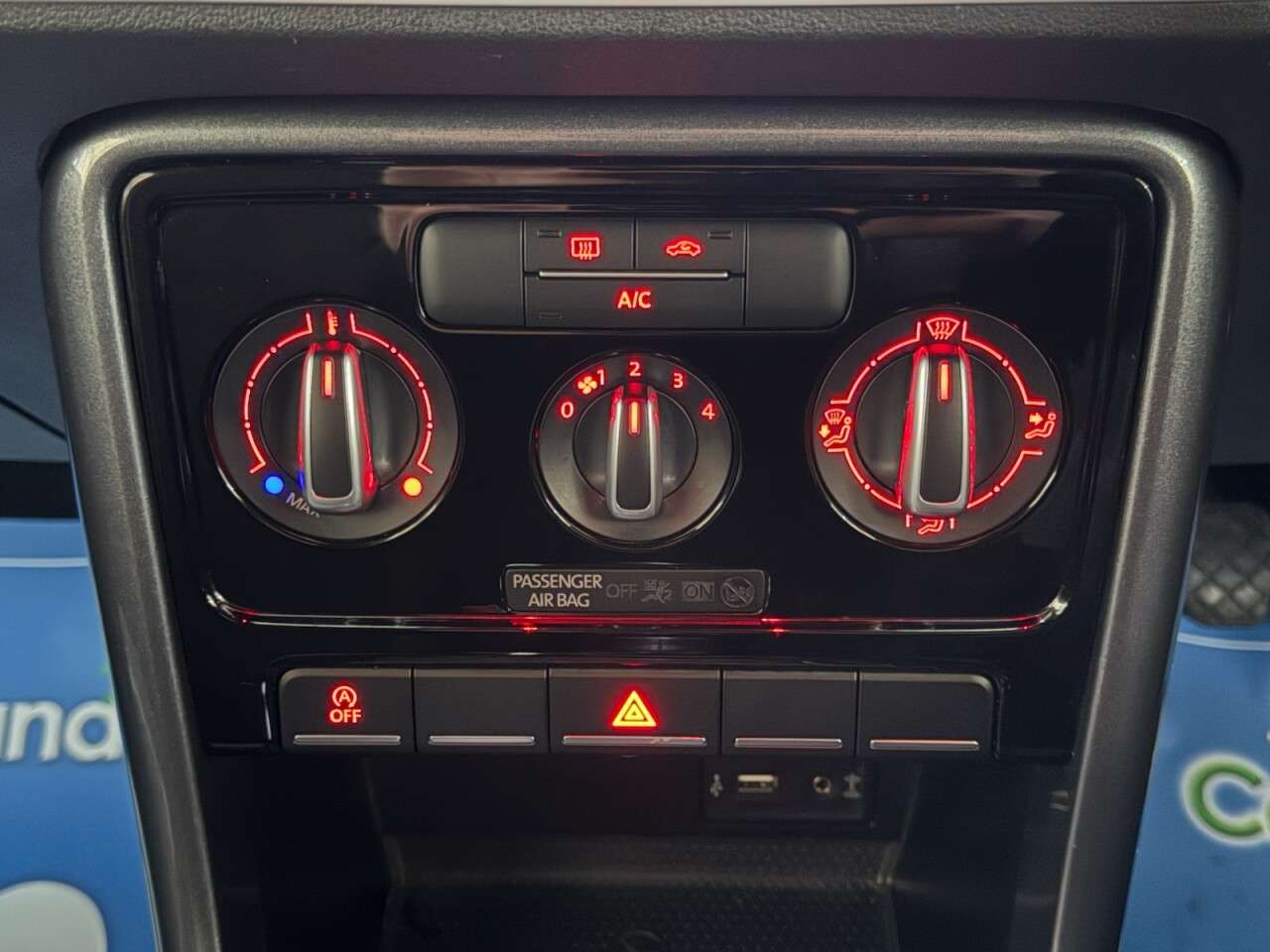 2017 VOLKSWAGEN BEETLE 2017 VOLKSWAGEN BEETLE