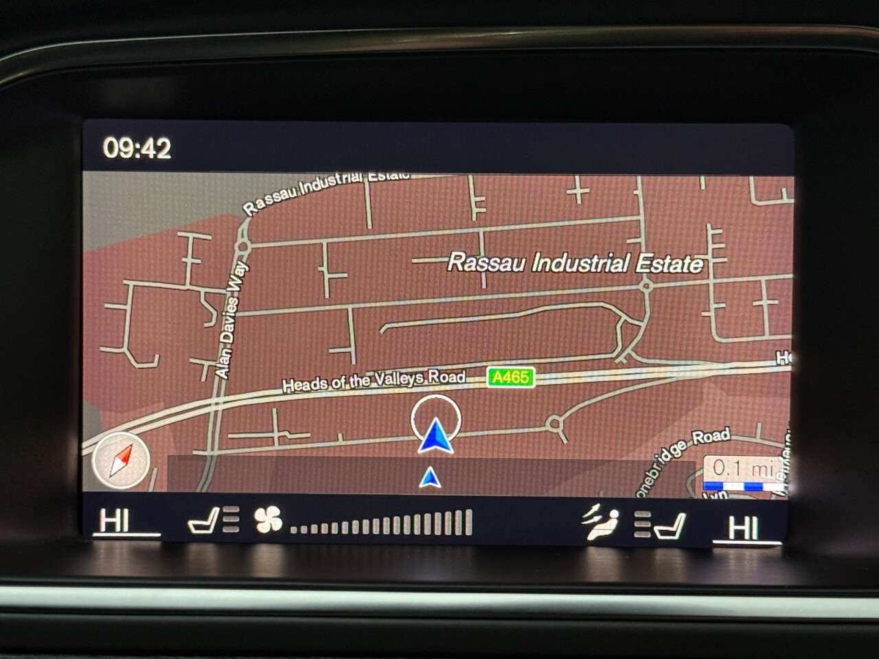 2018 VOLVO V40 2018 VOLVO V40