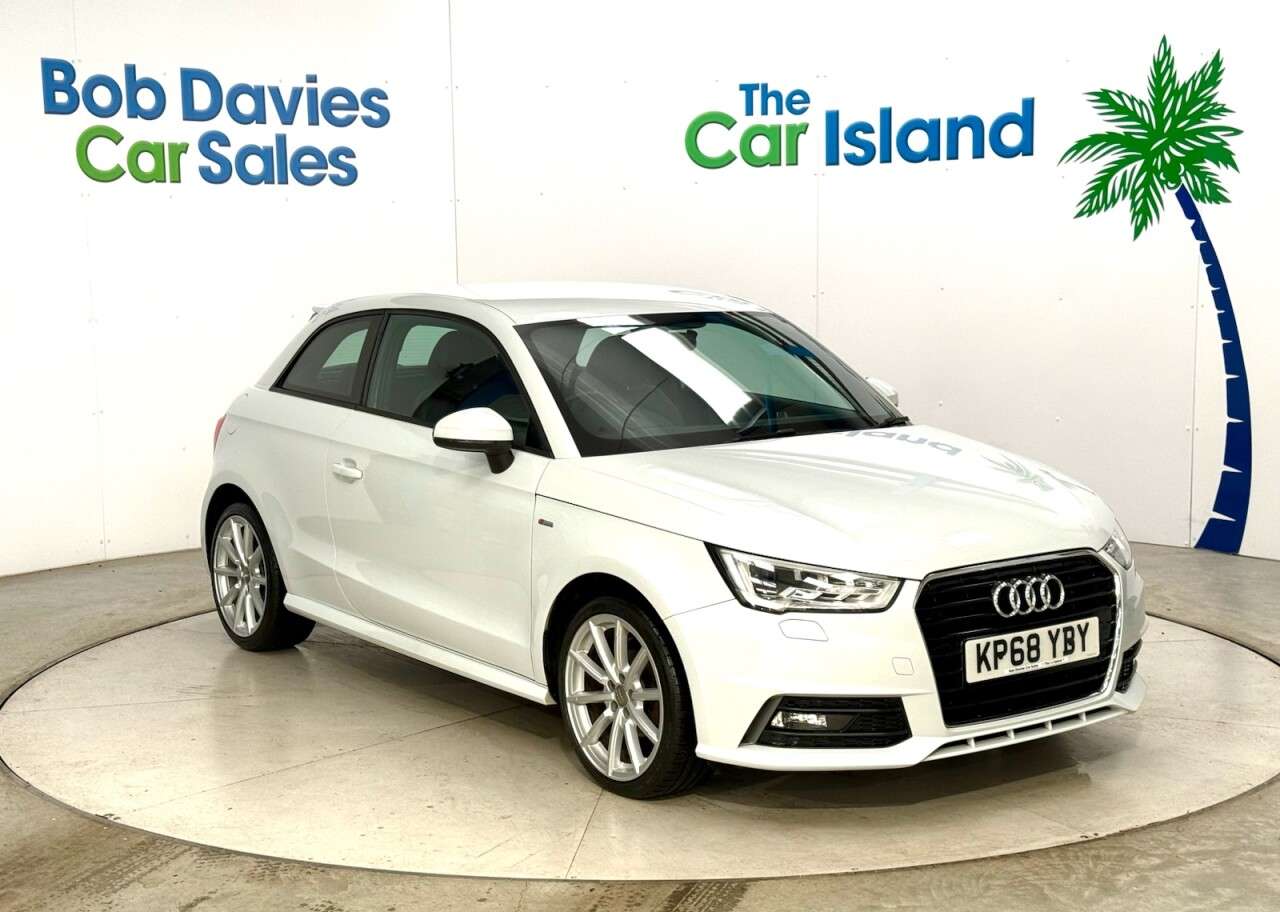 A 2018 AUDI A1 1.0 TFSI S line Hatchback 3dr Petrol Manual Euro 6 (s/s) (Nav) (95 ps) Park A 2018 AUDI A1 1.0 TFSI S line Hatchback 3dr Petrol Manual Euro 6 (s/s) (Nav) (95 ps) Park