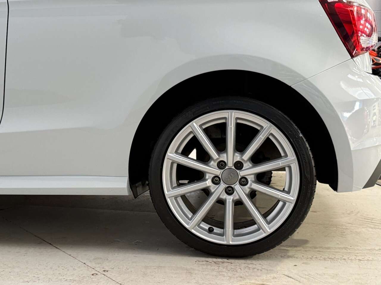 2018 AUDI A1 2018 AUDI A1