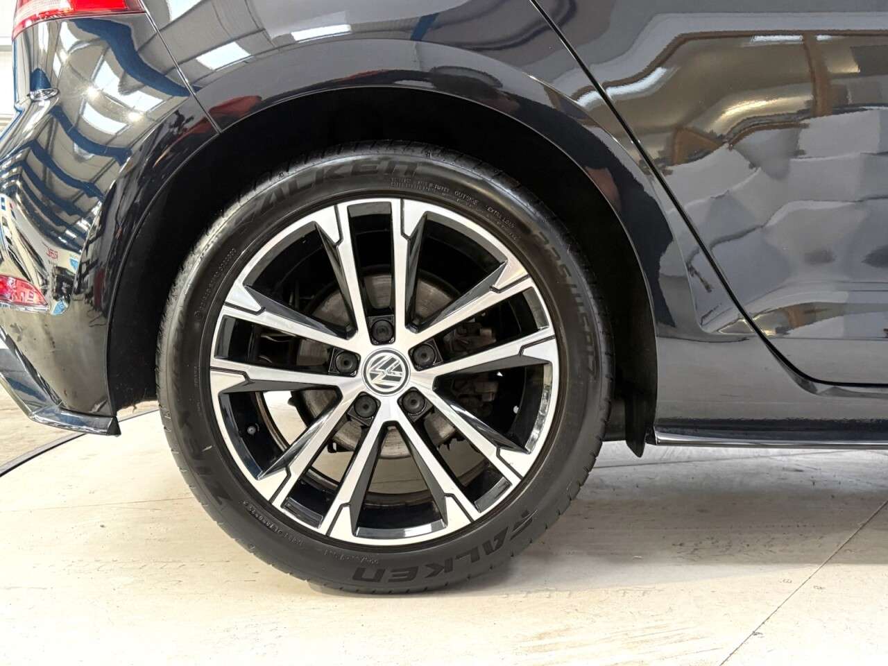 2020 VOLKSWAGEN GOLF 2020 VOLKSWAGEN GOLF