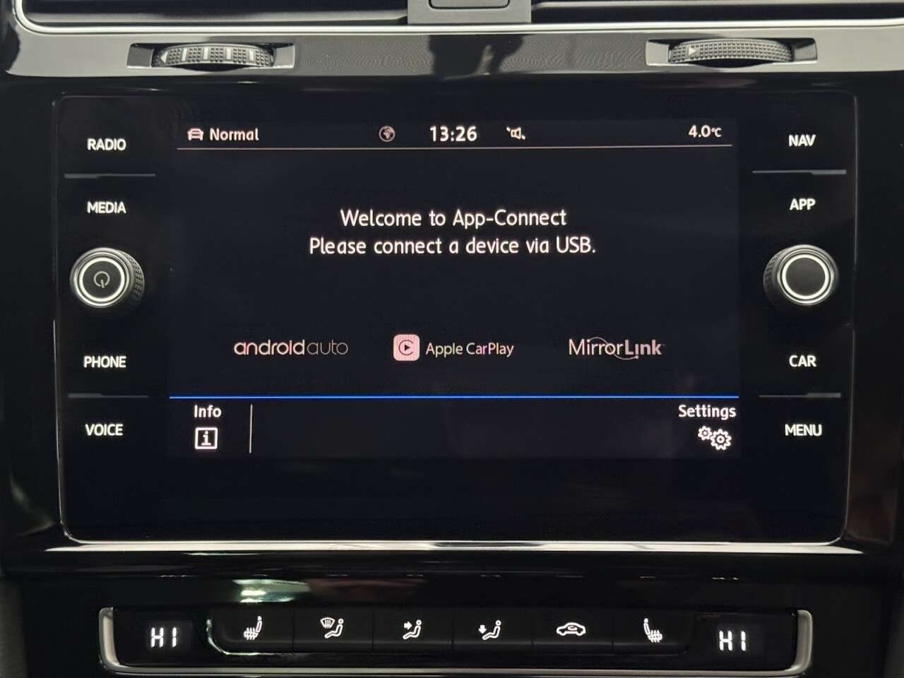 2020 VOLKSWAGEN GOLF 2020 VOLKSWAGEN GOLF