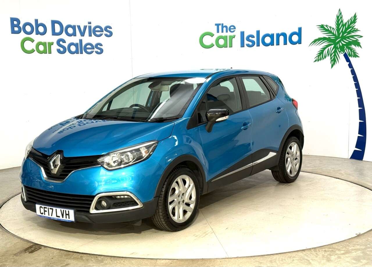 A 2017 RENAULT CAPTUR 1.5 dCi ENERGY Dynamique Nav SUV 5dr Diesel Manual Euro 6 (s/s) (90 ps) A 2017 RENAULT CAPTUR 1.5 dCi ENERGY Dynamique Nav SUV 5dr Diesel Manual Euro 6 (s/s) (90 ps)